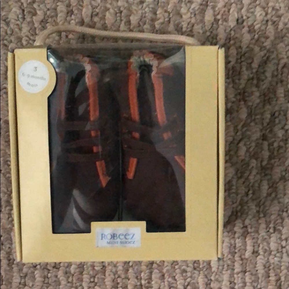 NWT! Adorable Robeez leather baby shoes